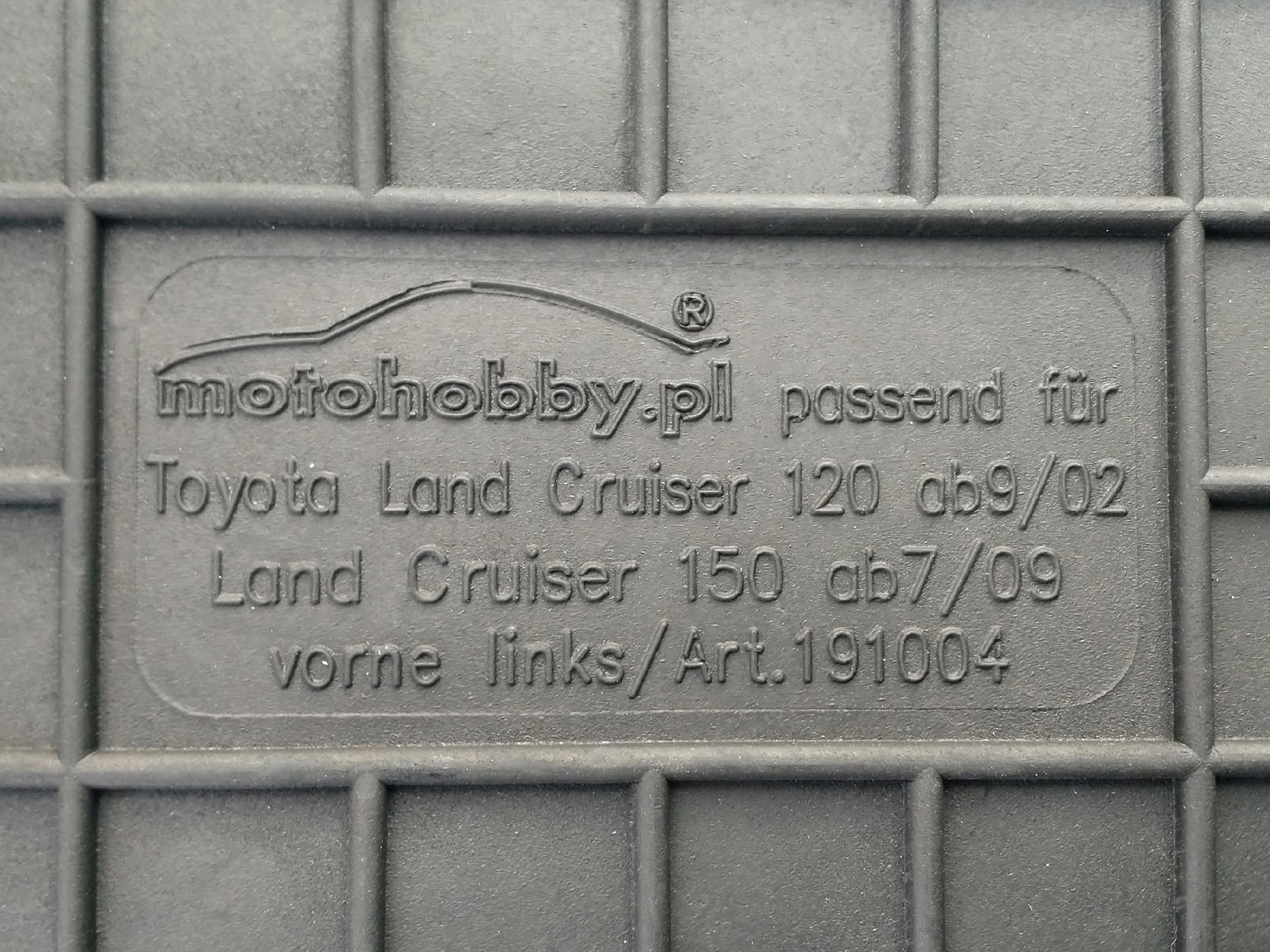 DYWANIKI GUMOWE do Toyota Land Cruiser 150 od 2009