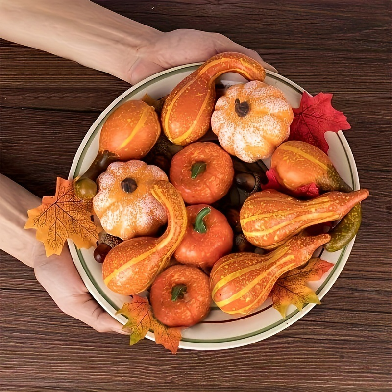 Zestaw 48 el. jesienne dekoracje dynie + sztuczne liście + żołędzie na Halloween