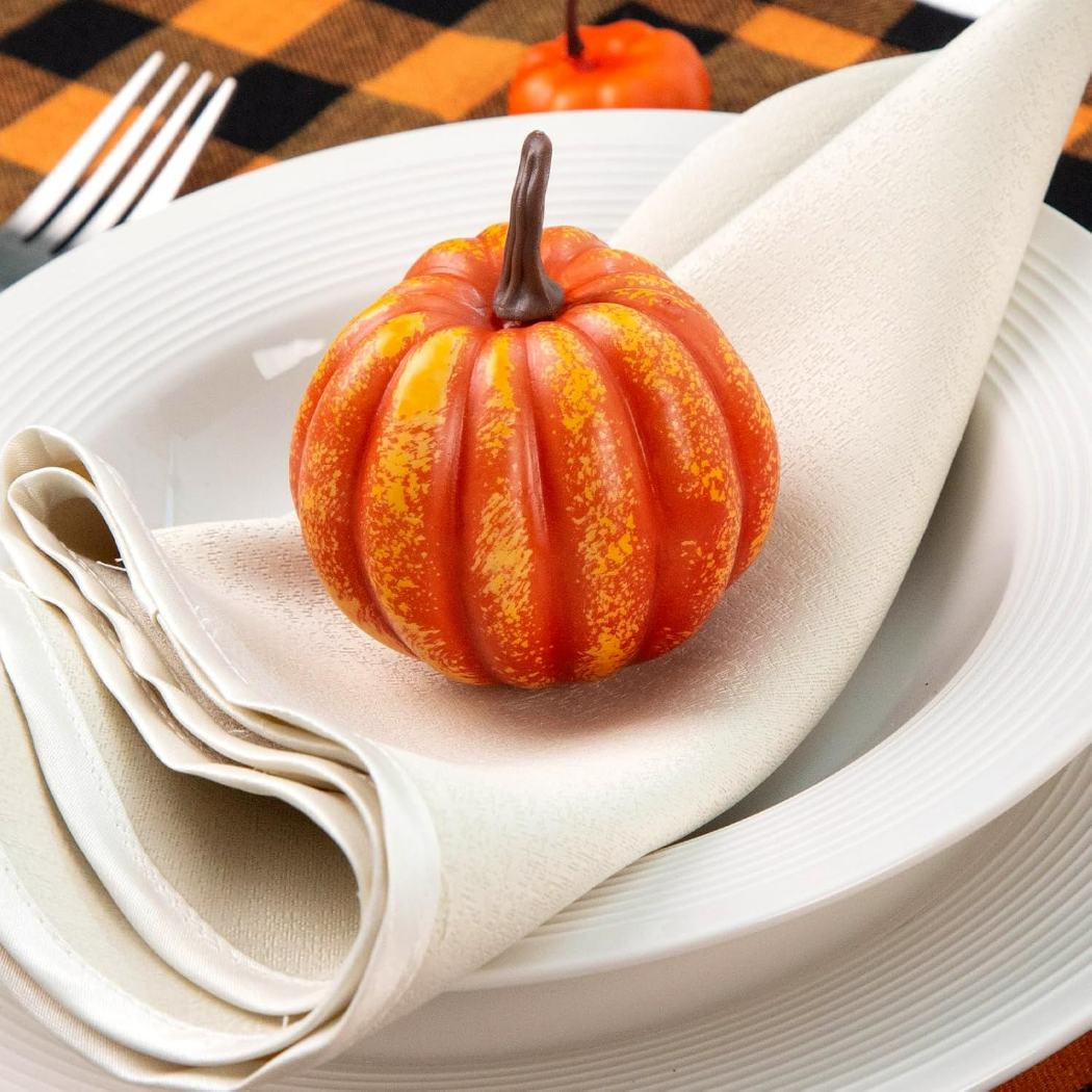 Zestaw 48 el. jesienne dekoracje dynie + sztuczne liście + żołędzie na Halloween