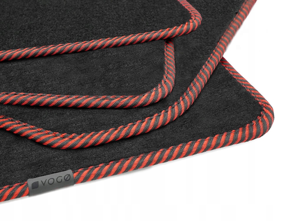 AUDI Q7 2015- Dywaniki welurowe