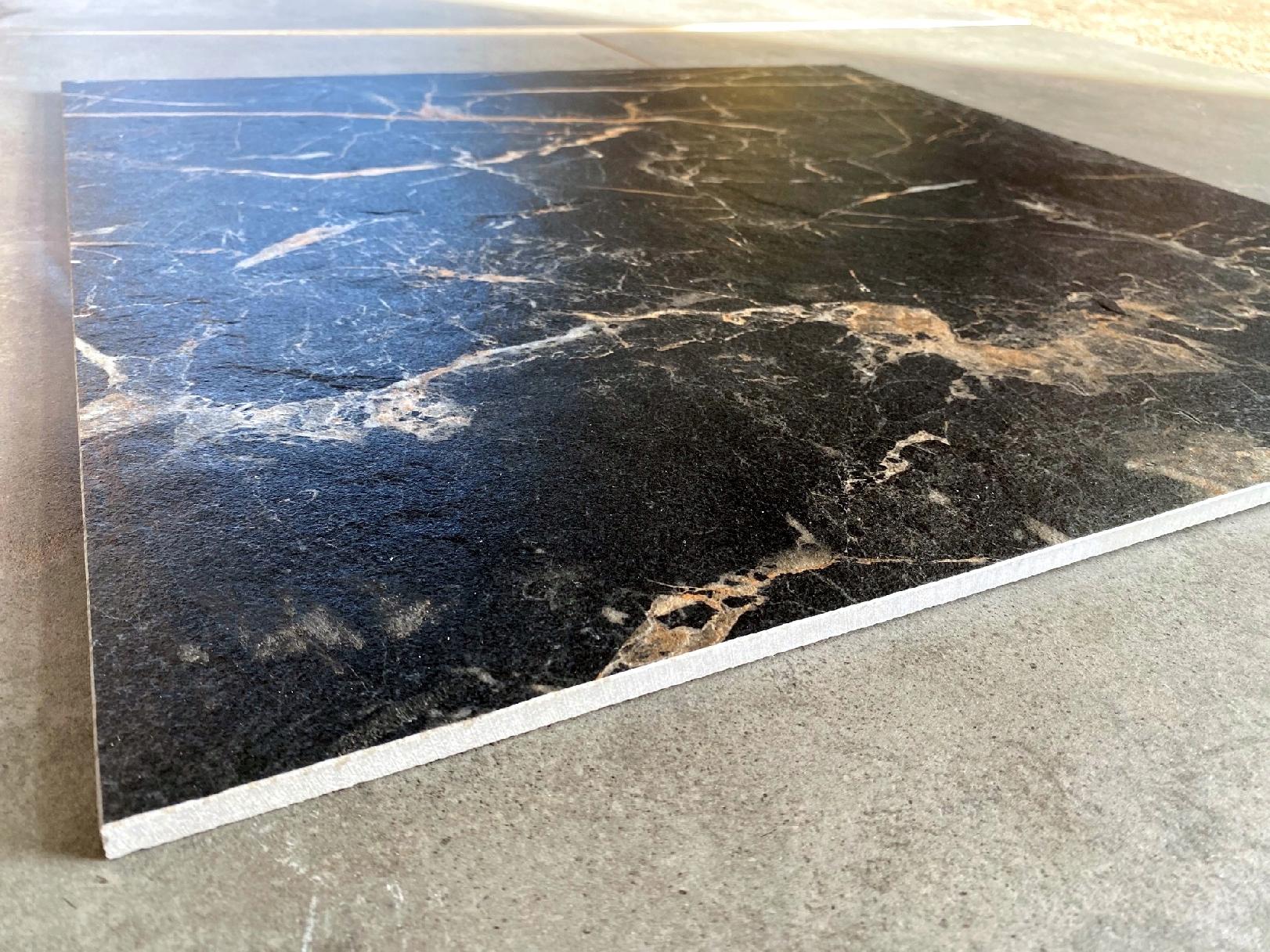 Czarny marmur złota żyła 60x60 gres MARMUROPODOBNY