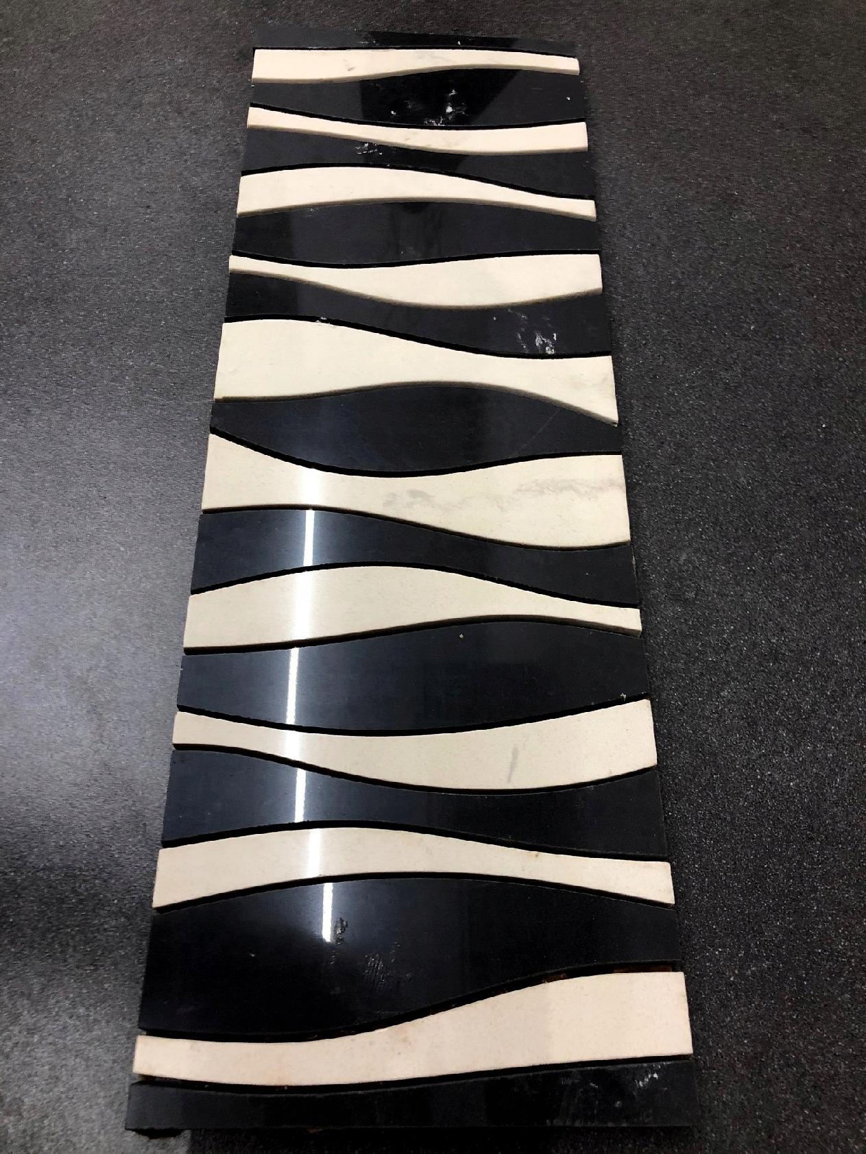 Płytki dekoracyjne - listwa podłogowa 29x6,5 ZEBRA