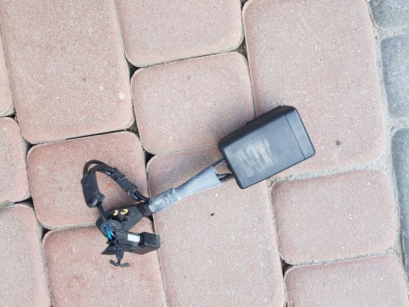 93dbdf5b4e778417f8a62e825cd4