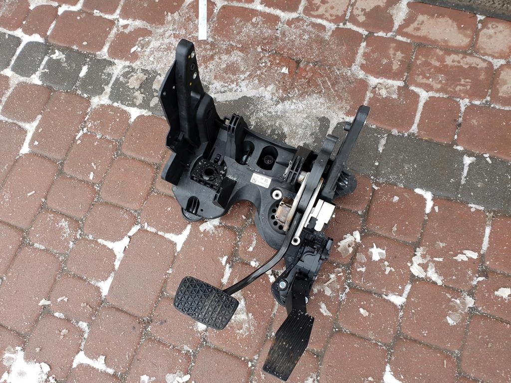 9251650a447692c23670a97fd66d