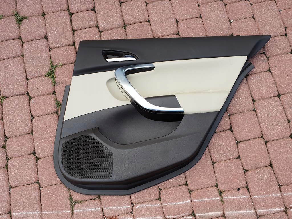 76a11342421f9eb4fea215153a0e