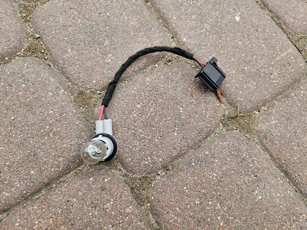 e75e6d0691376ecbaf9b40f44e8cc8c8.jpg
