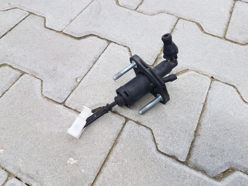 f8bb00cf4214bc3556cc4018b8b6