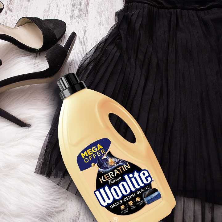 Woolite Dark Keratin 4,5l/75 prań