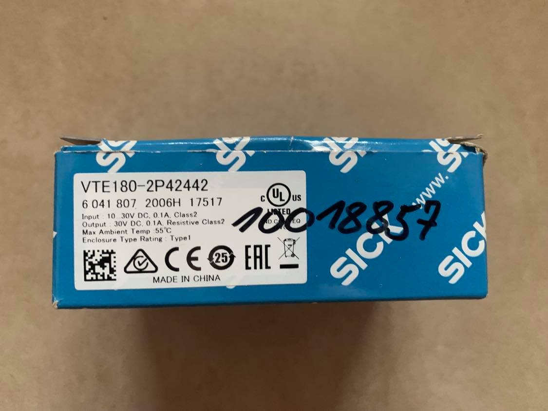 Sick VTE180-2P42442 — Näherungs- & induktive Sensoren