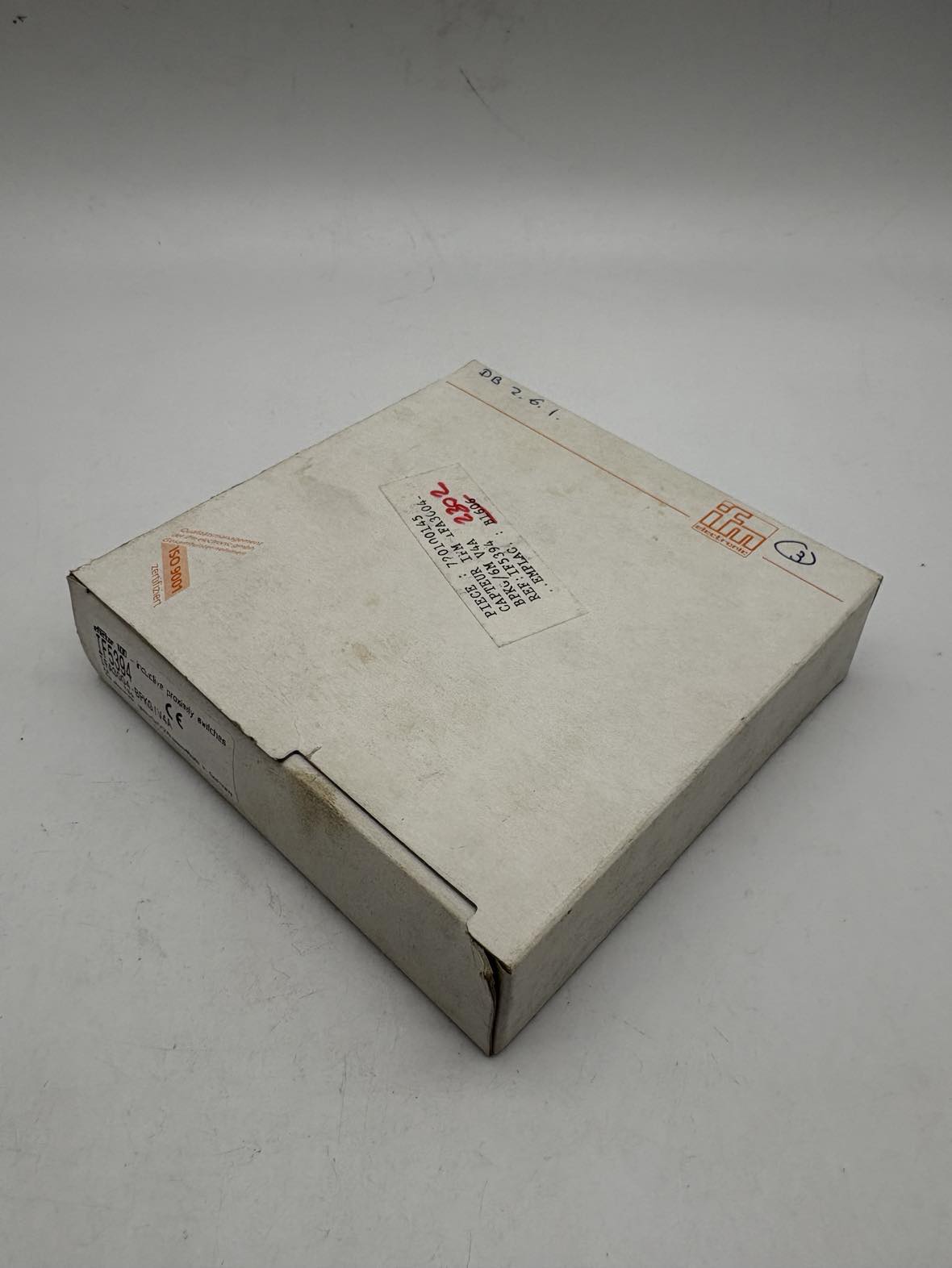 IFM IF5394 Inductive sensor — Näherungs- & induktive Sensoren