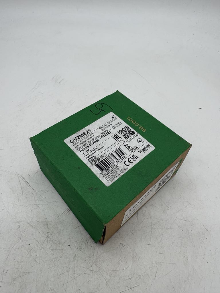 Schneider Electric GV2ME21 TeSys Deca Manual Starter and Protector, thermal magnetic circuit protector, push buttons, 17 to 23 A, screw clamp — Leistungsschalter & Sicherungen