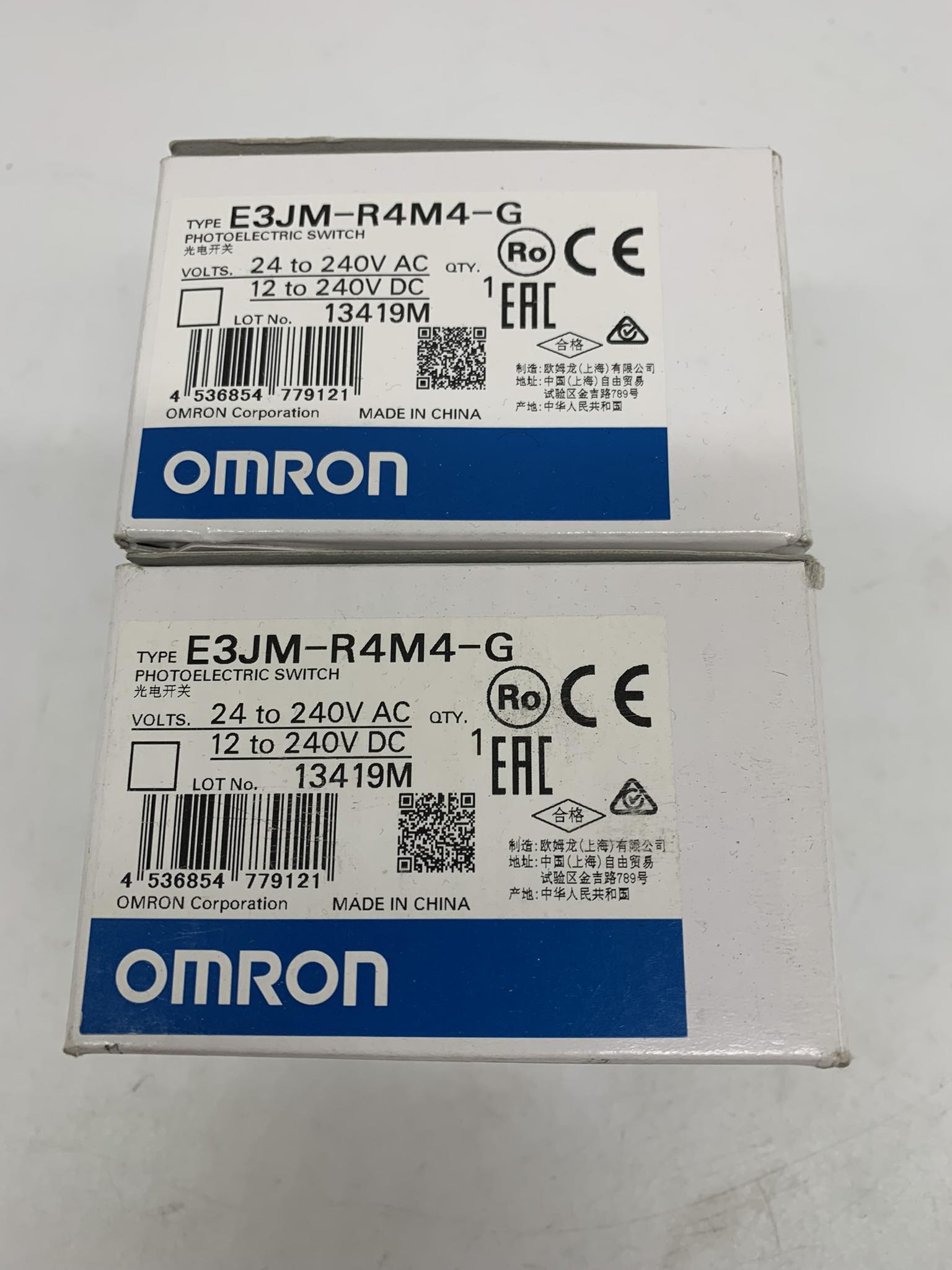 Omron E3JM-R4M4-G — Optische & optoelektronische Sensoren