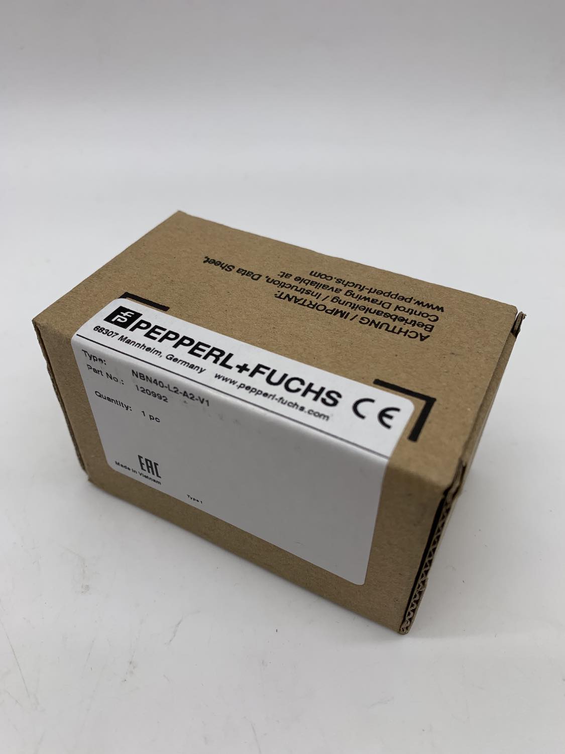 Pepperl+Fuchs NBN40-L2-A2-V1 Inductive sensor — Näherungs- & induktive Sensoren