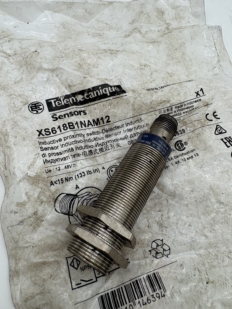 Telemecanique XS618B1NAM12