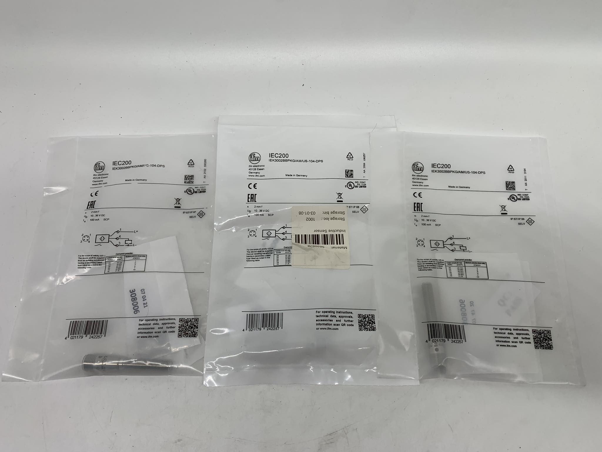 IFM IEC200 Inductive full-metal sensor — Näherungs- & induktive Sensoren
