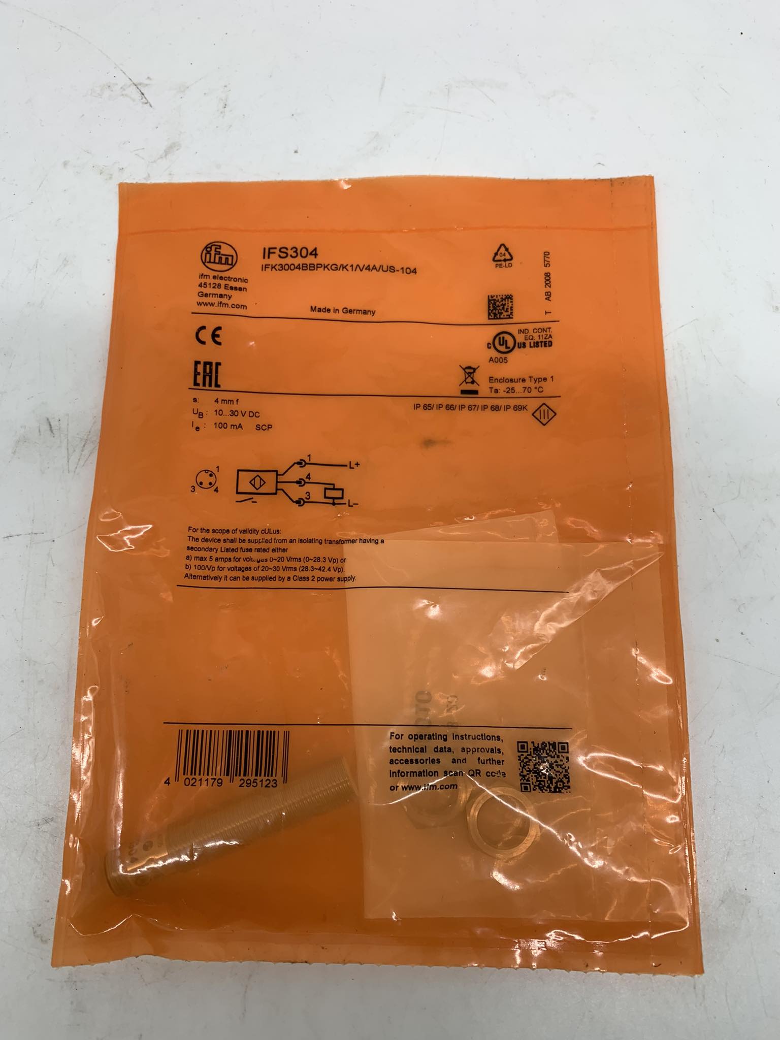 IFS304 IFM, Proximity & Inductive Sensors