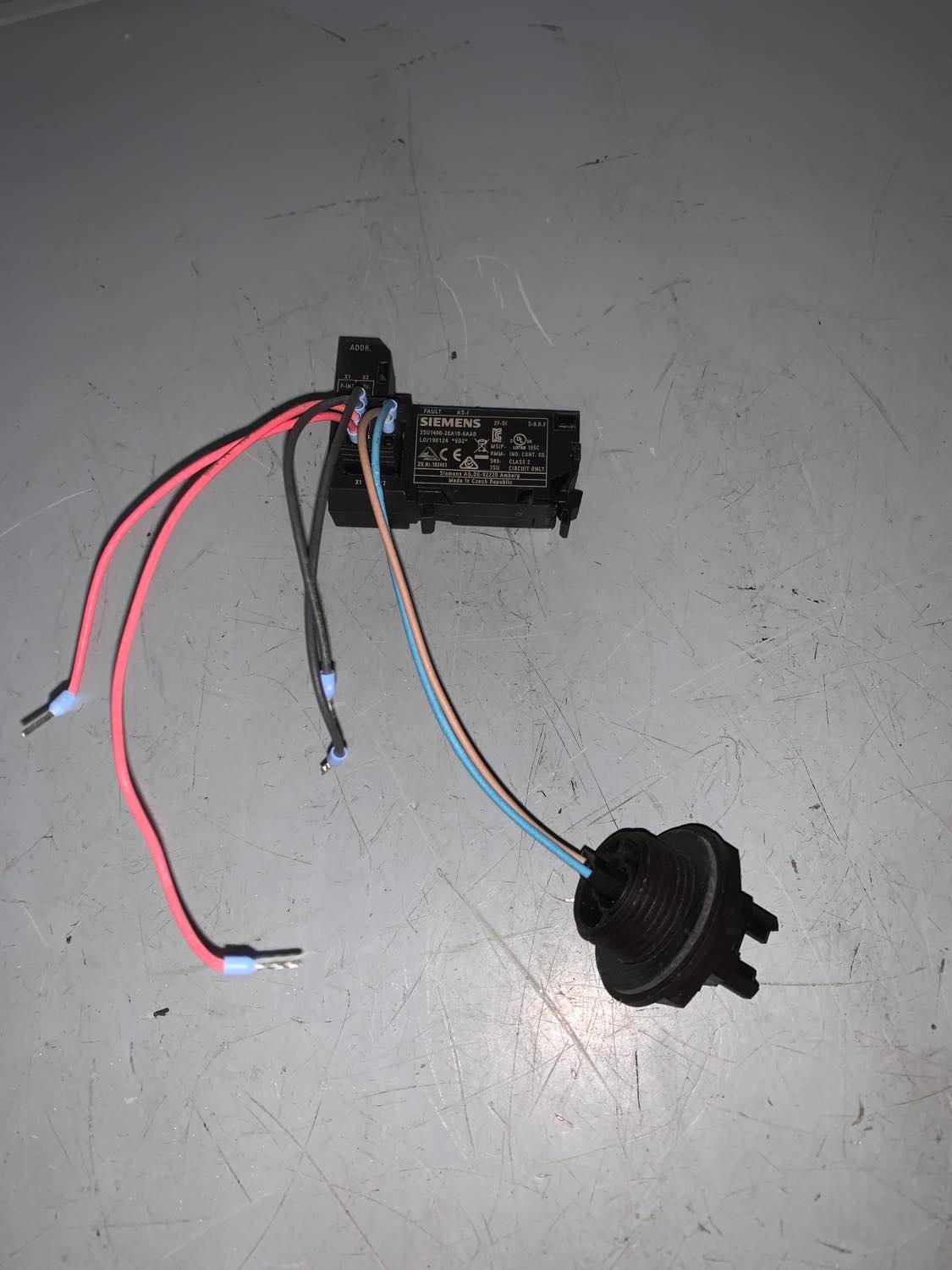 Siemens 3SU1400-2EA10-6AA0 AS-I MODULE, 2 SAFE INPUTS, BASE MOUNT — Steckverbinder & Stecker