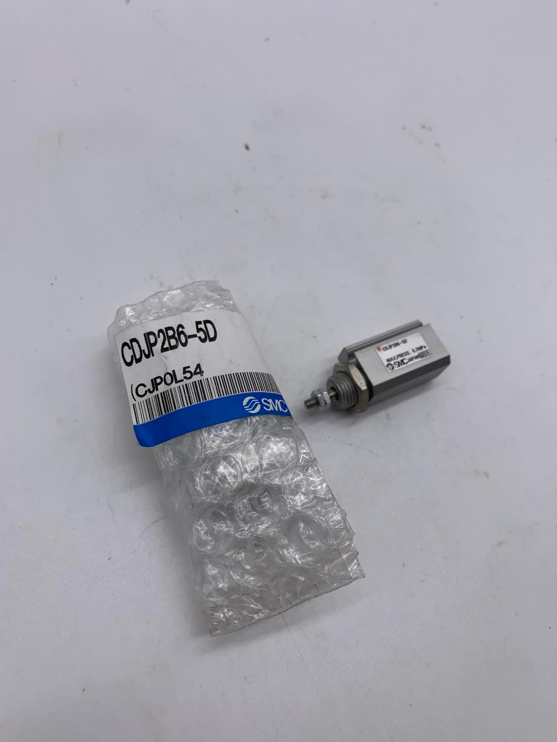 SMC CDJP2B6-5D C(D)JP2, Pin Cylinder, Double Acting, Single Rod, CDJP2B6-5D — Pneumatik- & Hydraulikzylinder