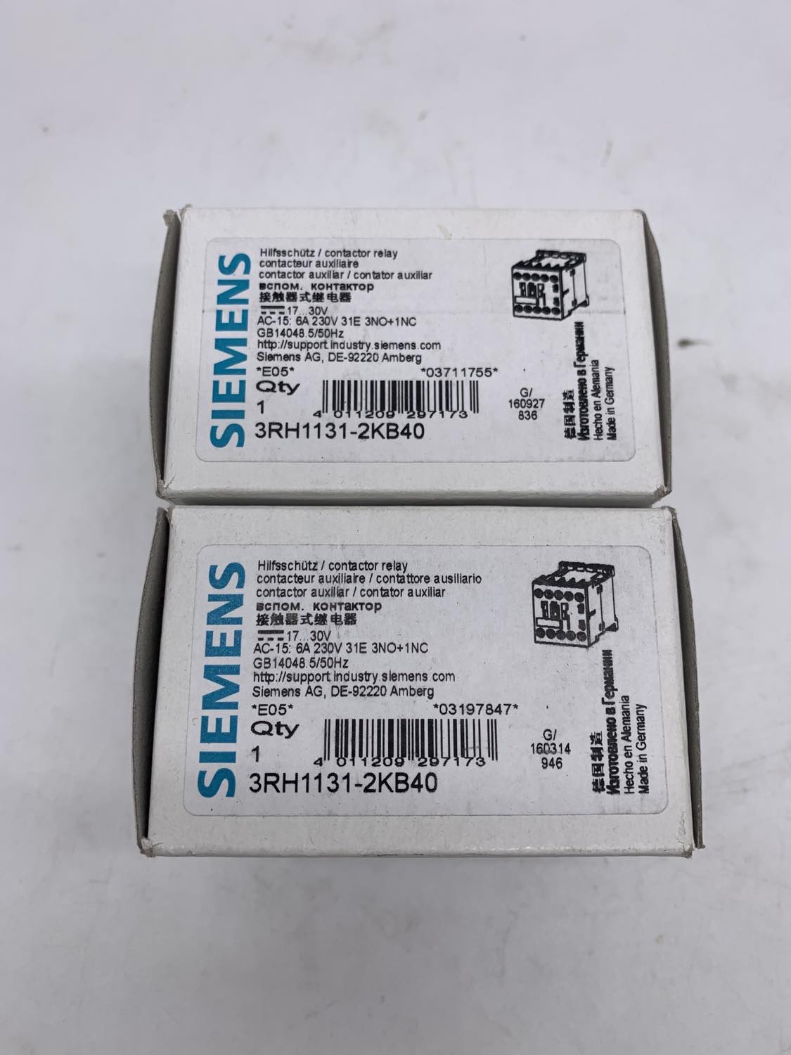 Siemens 3RH1131-2KB40 coupling contactor, 3 NO + 1 NC 24 V DC 0.7...1.25* Us with varistor s...
