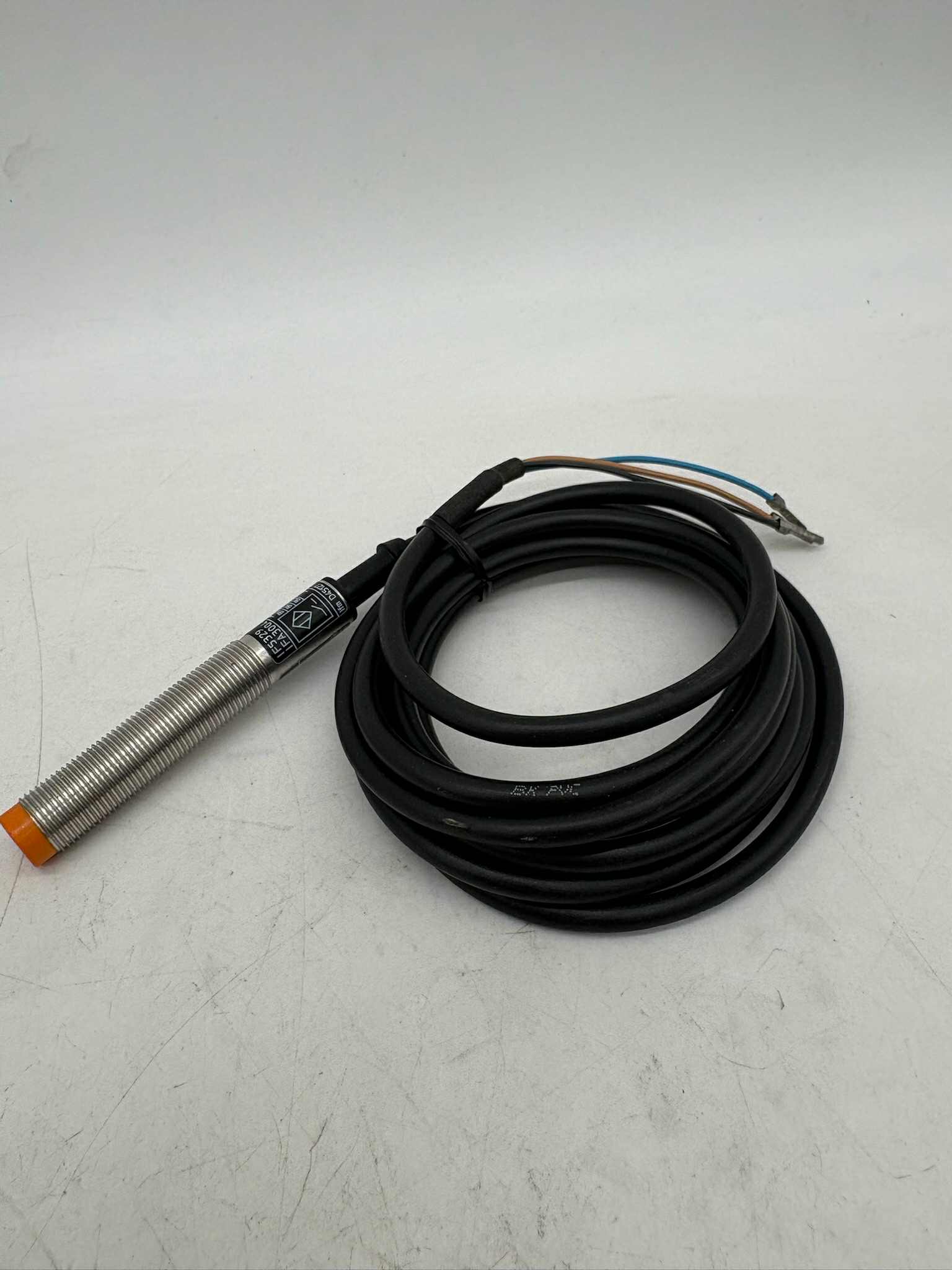 IFM IF5329 Inductive sensor — Näherungs- & induktive Sensoren