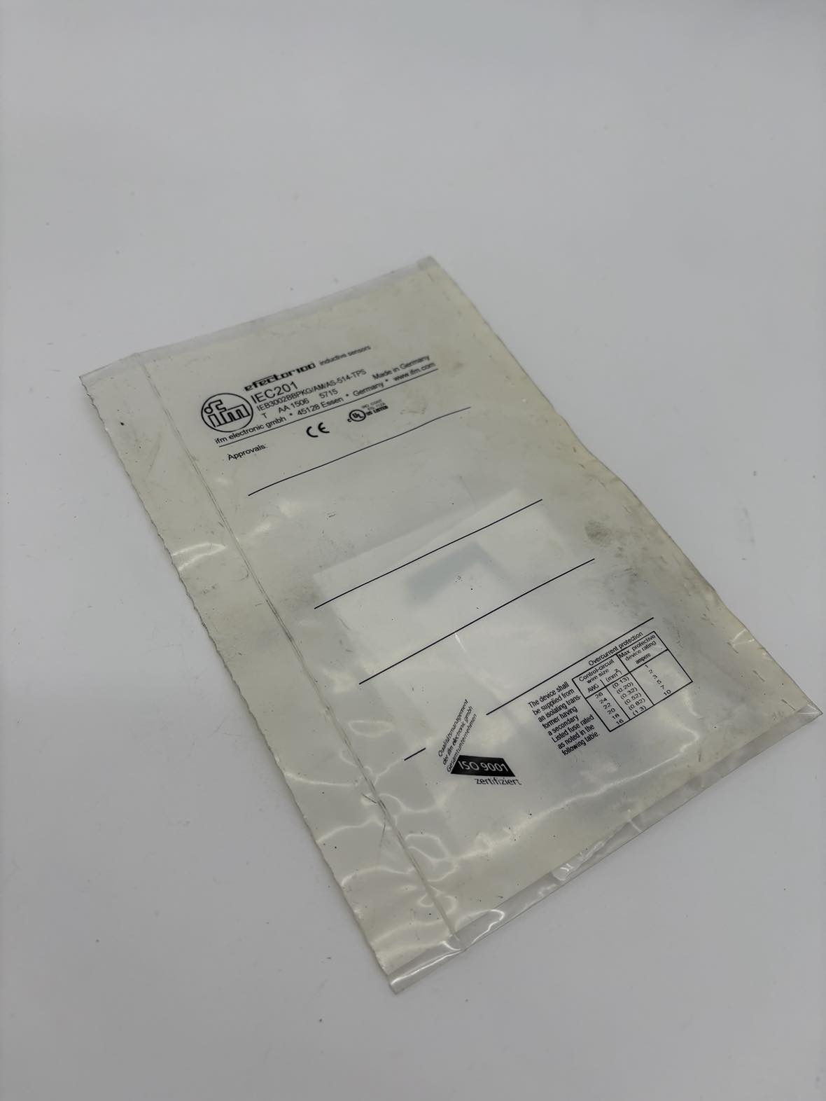 IFM IEC201 Inductive full-metal sensor — Näherungs- & induktive Sensoren