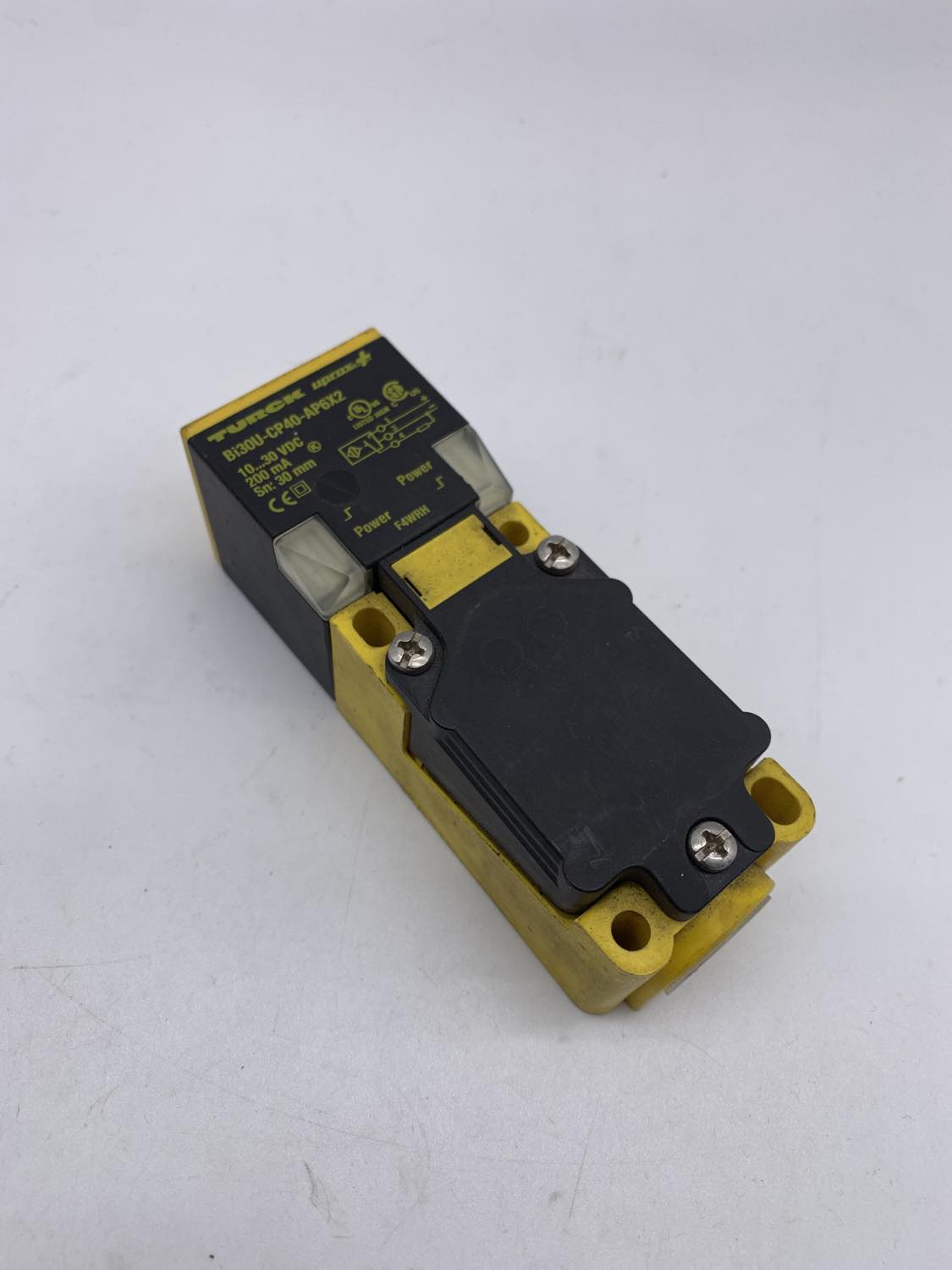 Turck BI30U-CP40-AP6X2 Inductive Sensor — Näherungs- & induktive Sensoren