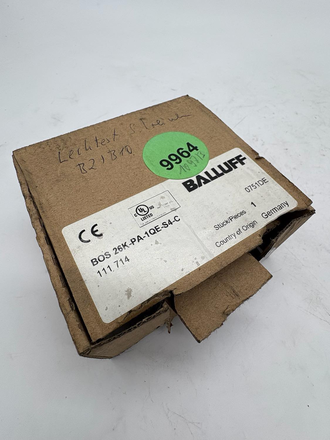 BOS 26K-PA-1QE-S4-C Balluff, Optical & Photoelectric Sensors