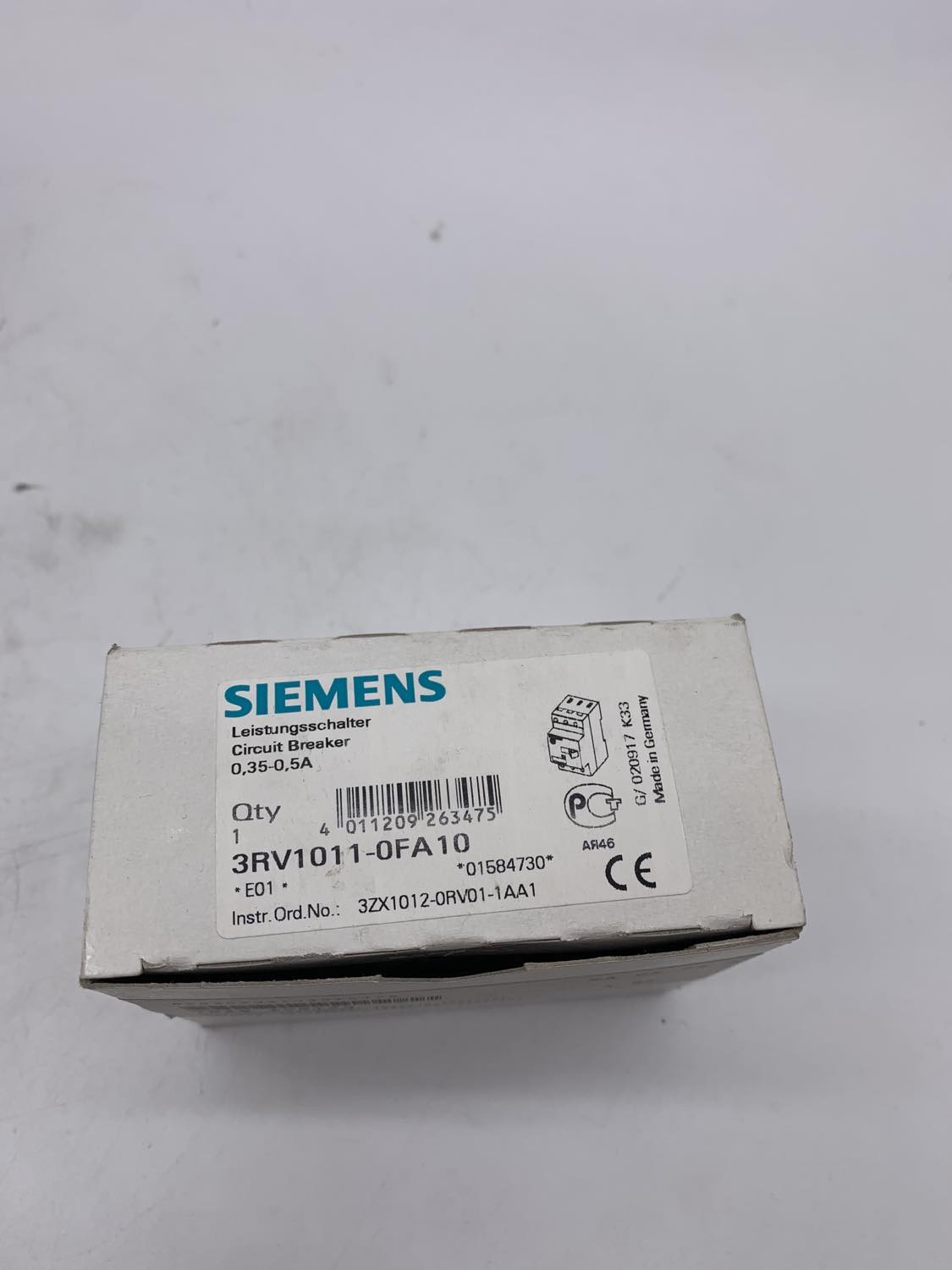 Siemens 3RV1011-0FA10 IEC Motor Starter Protector, Group Tap, Size S00, Class 10, 0.35-0.5A, Screw Terminal — Leistungsschalter & Sicherungen