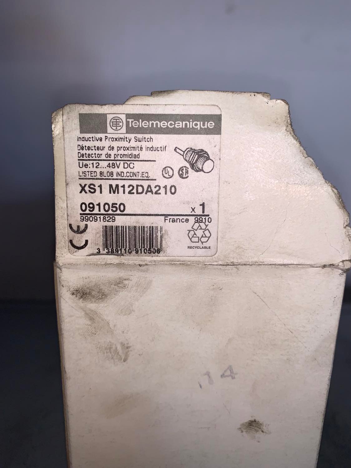 Telemecanique XS1M12DA210 — Näherungs- & induktive Sensoren