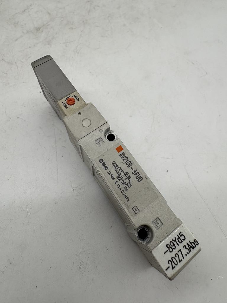 SV2100-5FUD SMC, Solenoid & Servo Valves