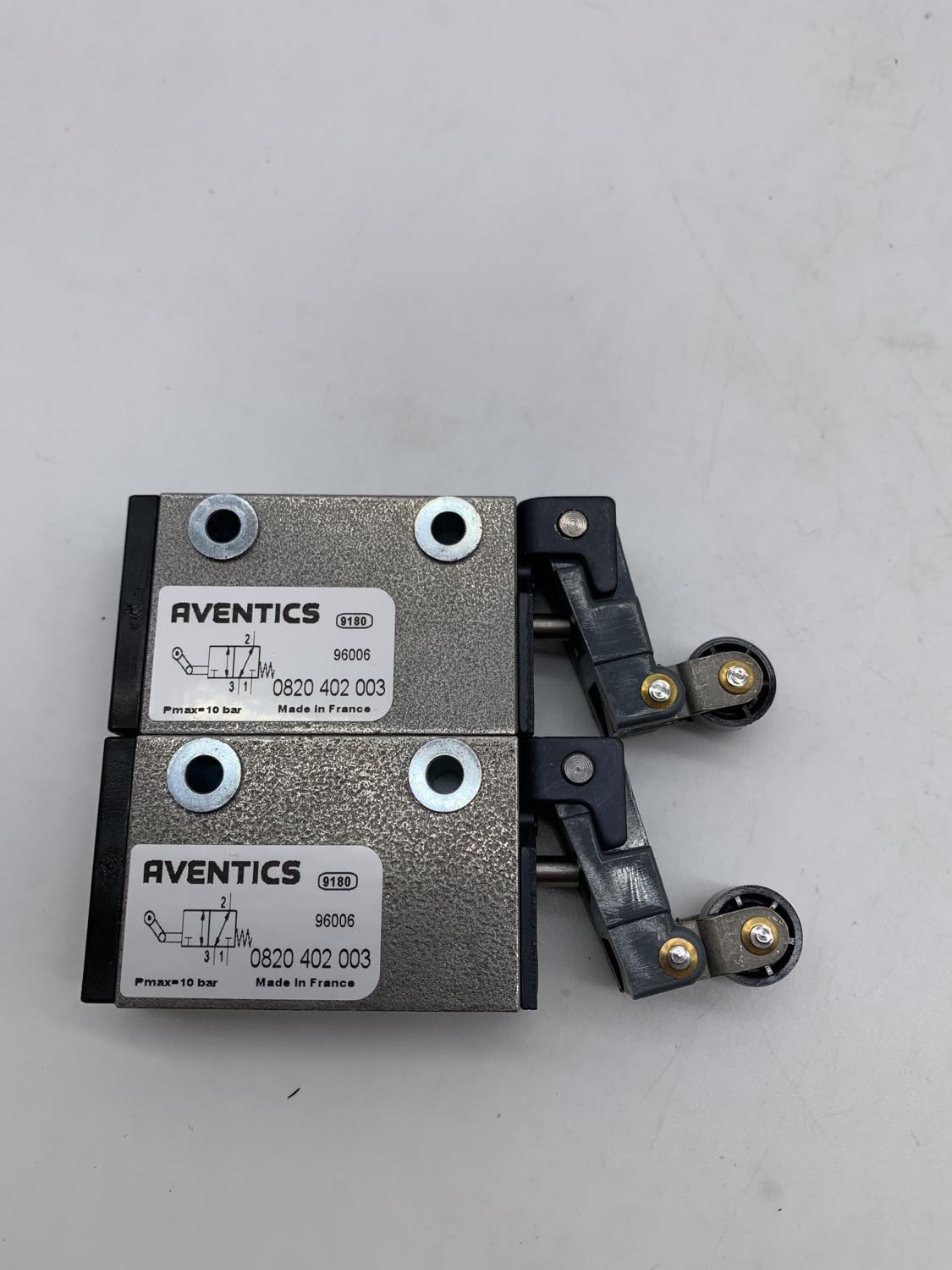 AVENTICS 0820402003 3/2-directional valve, Series ST 0820402003 — Allgemeines Zubehör