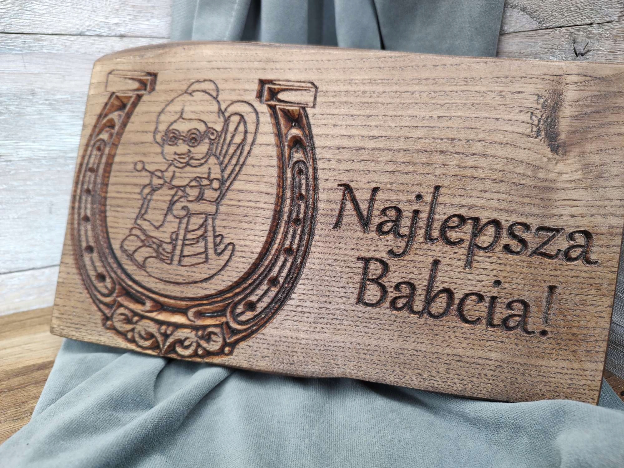 8a360f835c6d2f5312b6d76af93f2b08