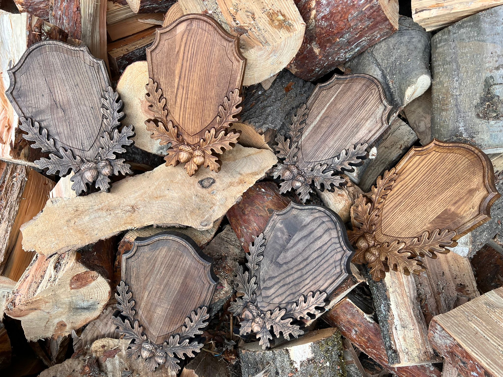 Trofeum myśliwskie z drewna pod poroże, czacha, na prezent dla myśliwego