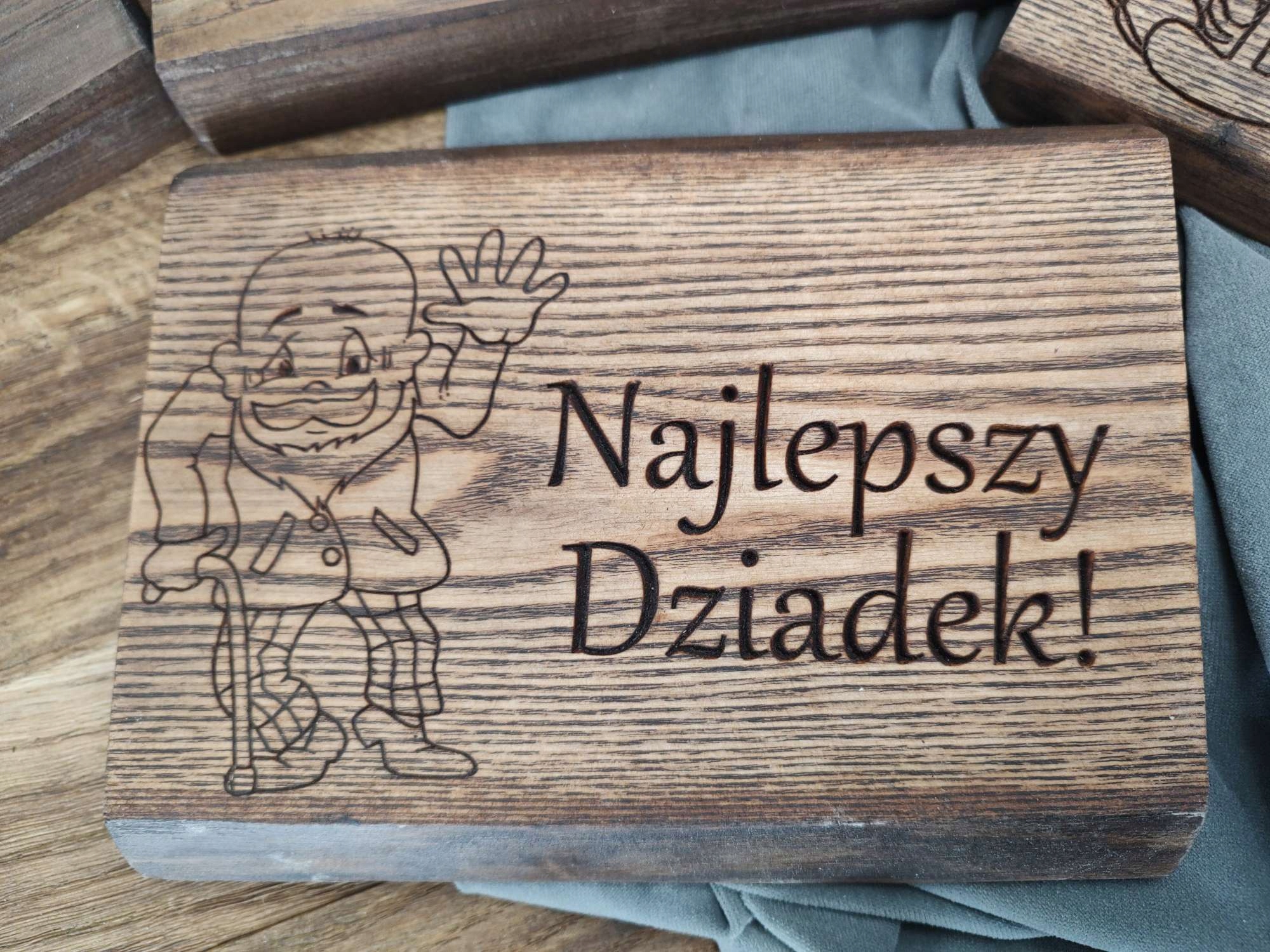 F6b3ff07524ad80fdd8735637a689211