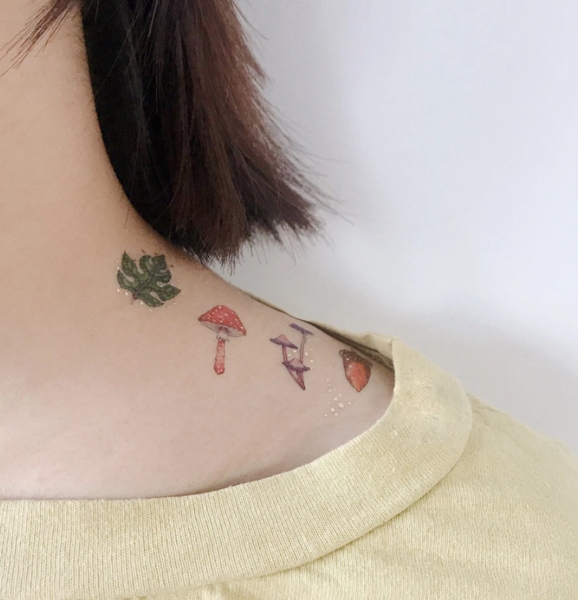 Paperself tatuaż wodny wiewiórka muchomory