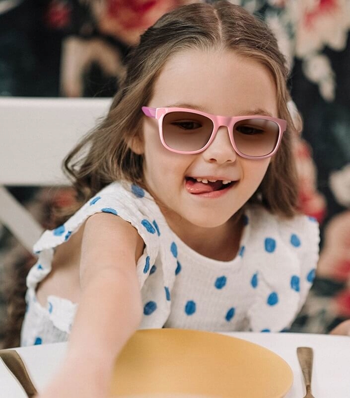 Dziecięce Okulary przeciwsłoneczne klasyczne dla dzieci + ETUI