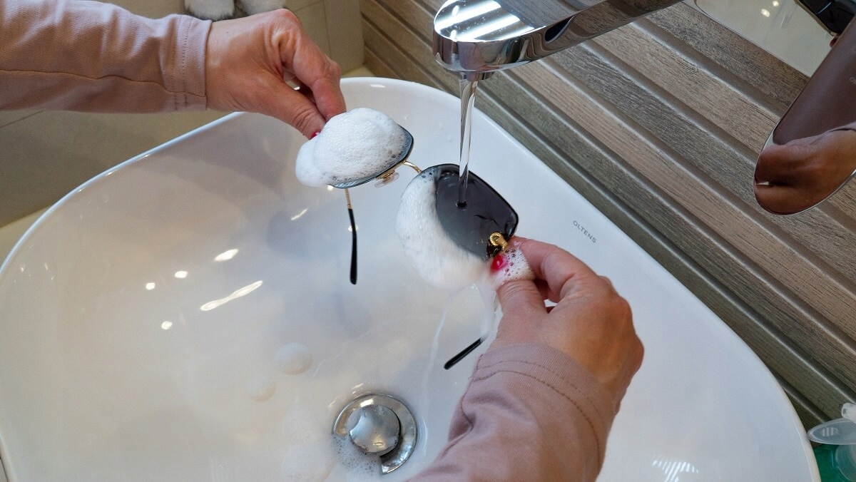 OPAKOWANIE UZUPEŁNIAJĄCE Japoński SZAMPON DO OKULARÓW Mięta-Jagoda 160ml