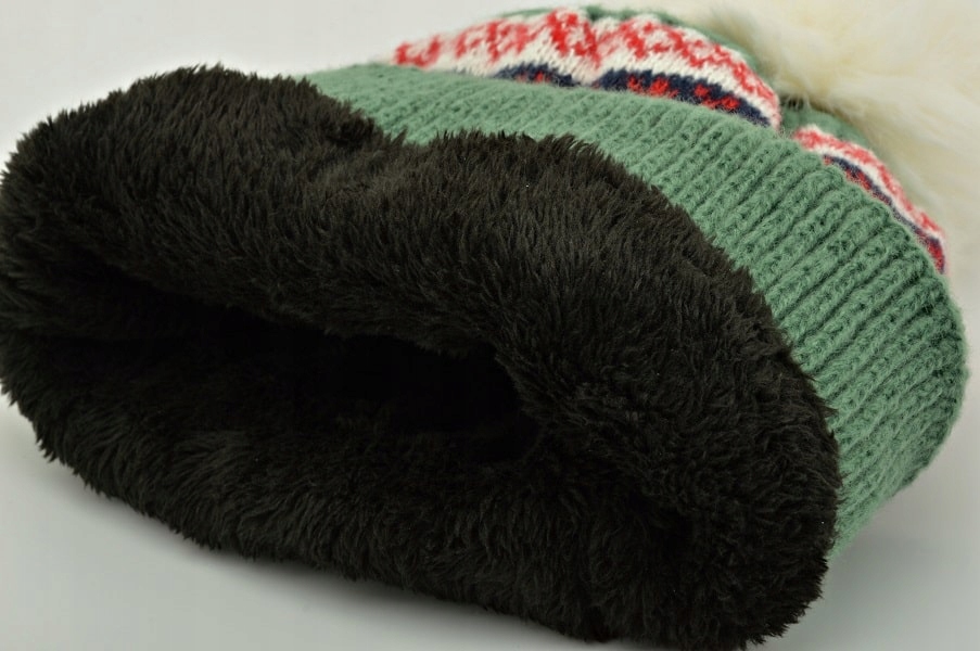 CZAPKA ZIMOWA z POMPONEM Zielona WYGODNA Miękka OCIEPLANA męska damska