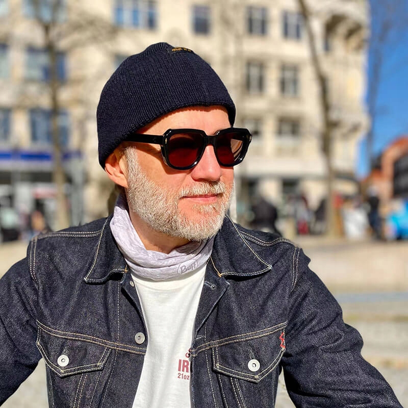 OKULARY PRZECIWSŁONECZNE filtr UV400 szare damskie męskie + ETUI + ŚCIERKA