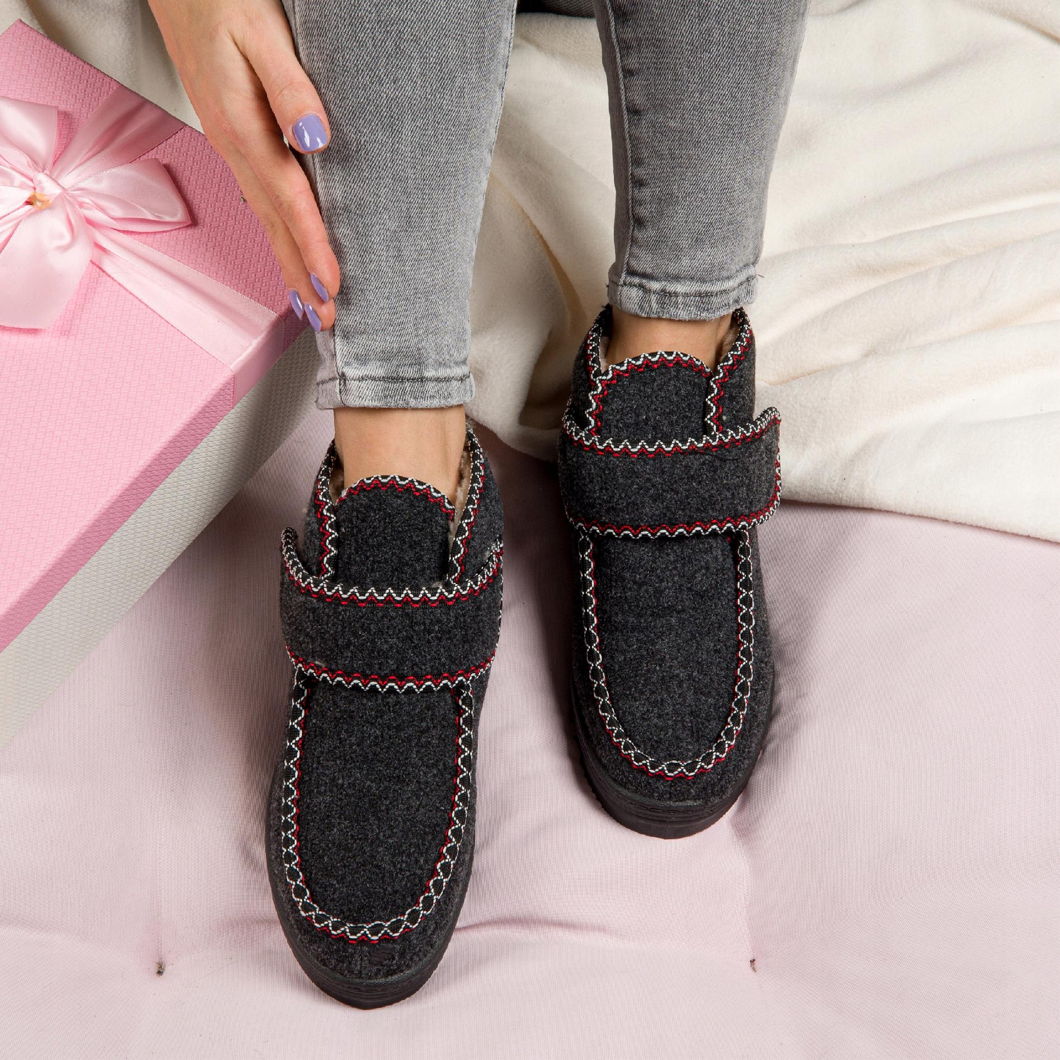 Bambosze Ocieplane Na Rzepę Filcowe Wysokie Kapcie