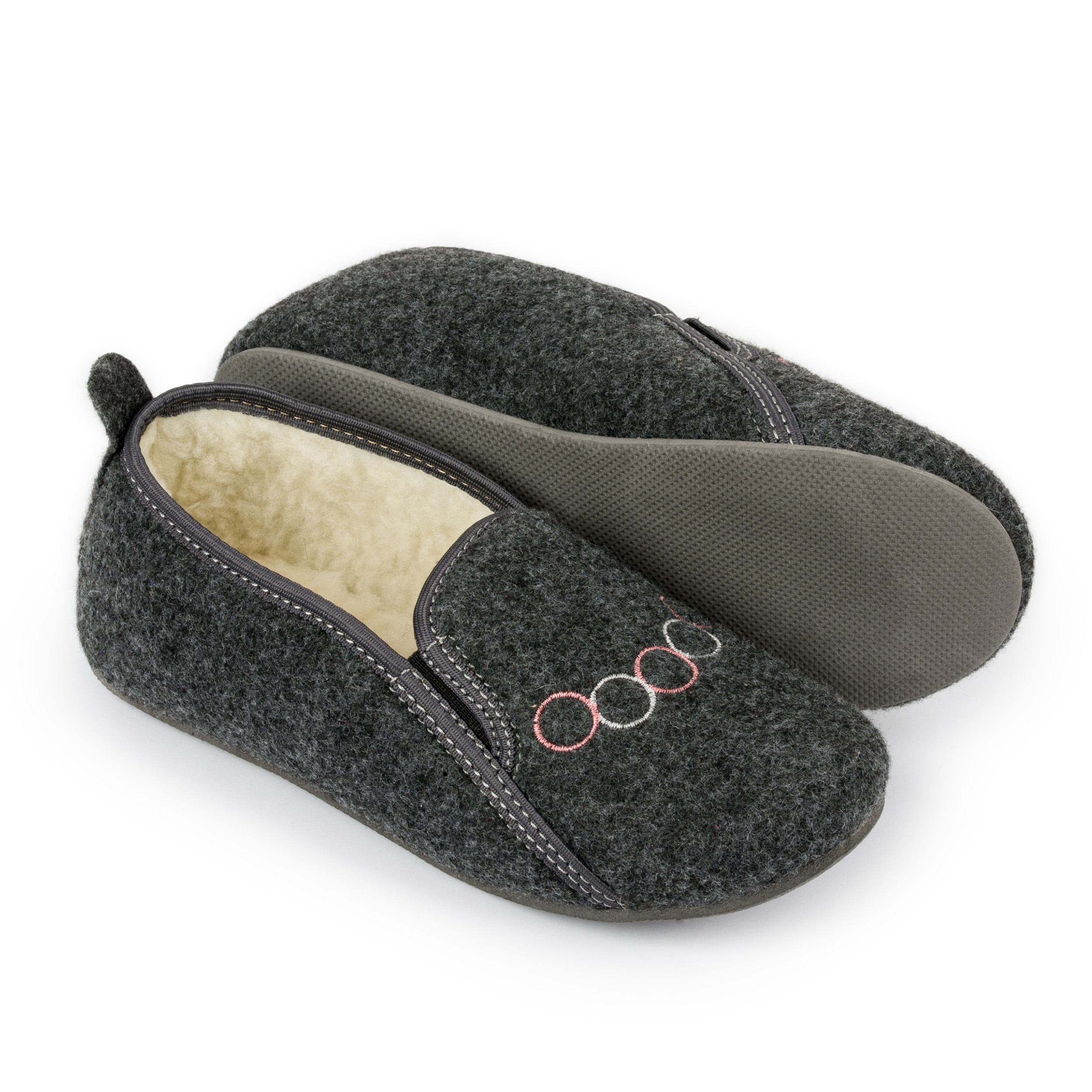 Bambosze damskie czarne filcowe ocieplane kółka 39