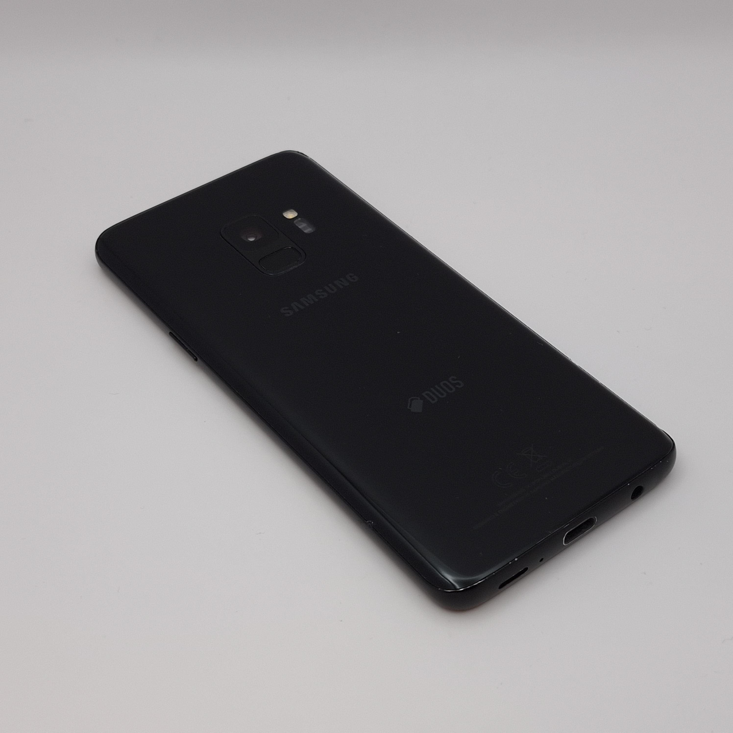 Samsung Galaxy S9 G960F Schwarz ohne Simlock | Displayglasriss – zdjęcie 3