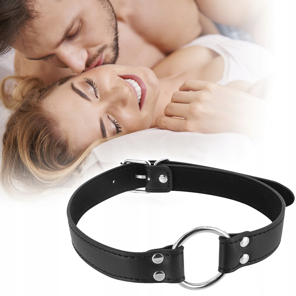 Knebel z otworem na usta. Obroża BDSM.