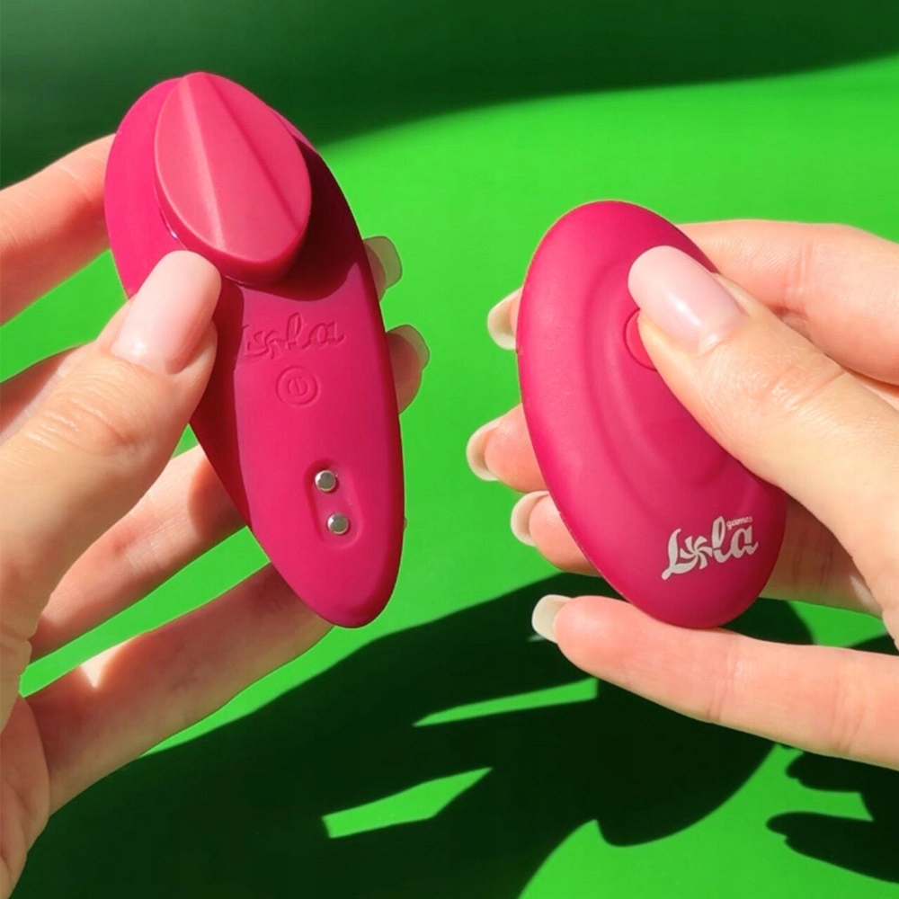 Wibrator do majtek z pilotem bezprzewodowym, różowy kolor.