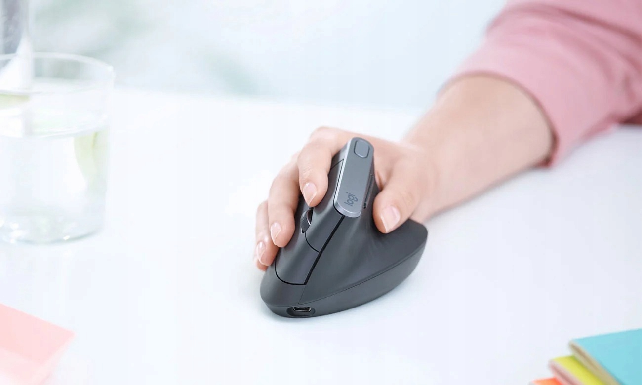 Logitech Wireless Mouse MX Vertical Graphite USB Bluetooth TO WORK - Bild 8 von 16
