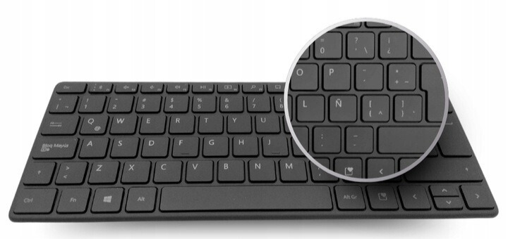 Microsoft BT Compact 2.4GHz Wireless Keyboard Schwarz zum Schreiben - Bild 4 von 16