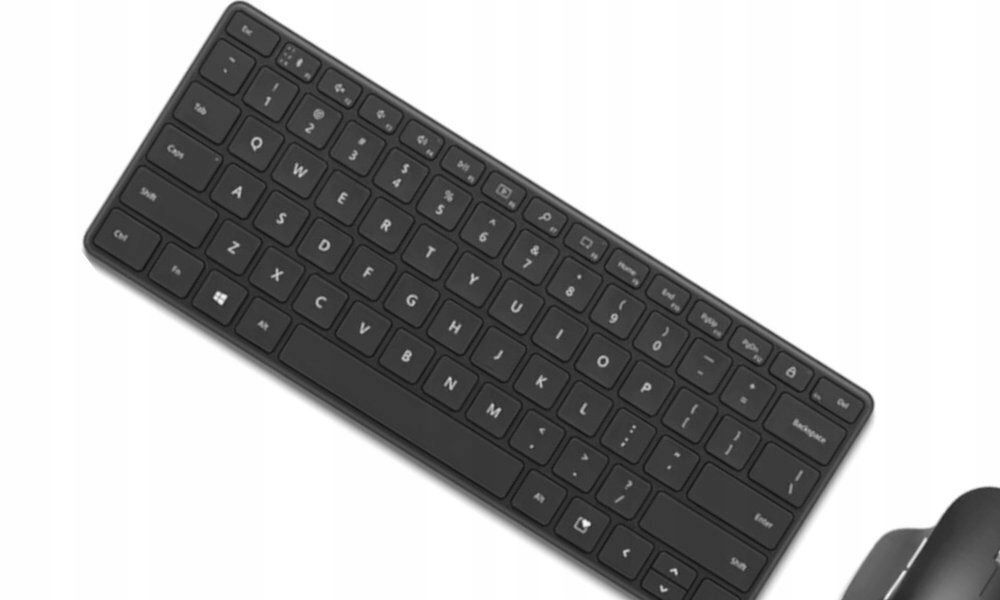 Microsoft BT Compact 2.4GHz Wireless Keyboard Schwarz zum Schreiben - Bild 2 von 16