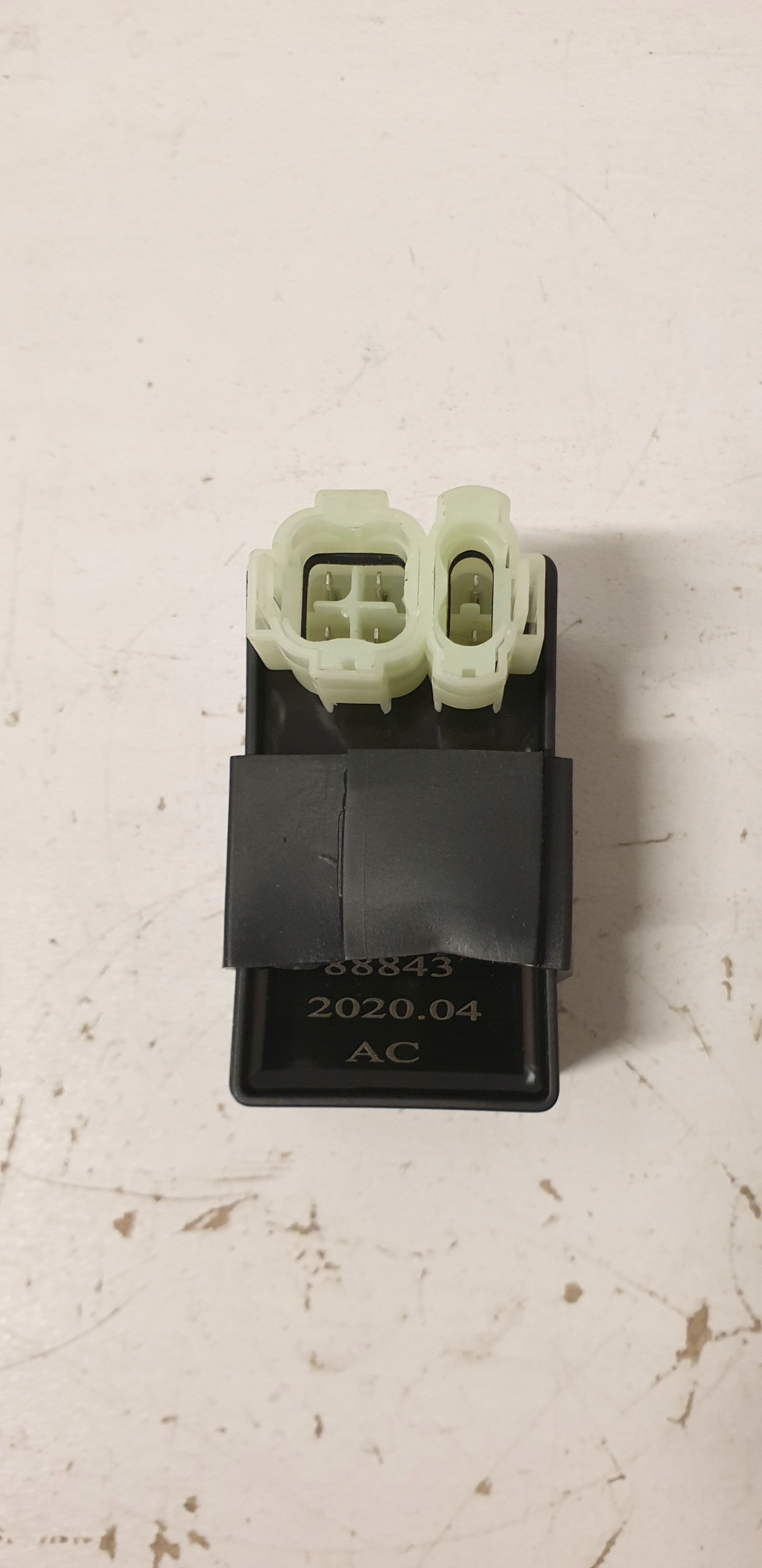 39100312_1.jpg