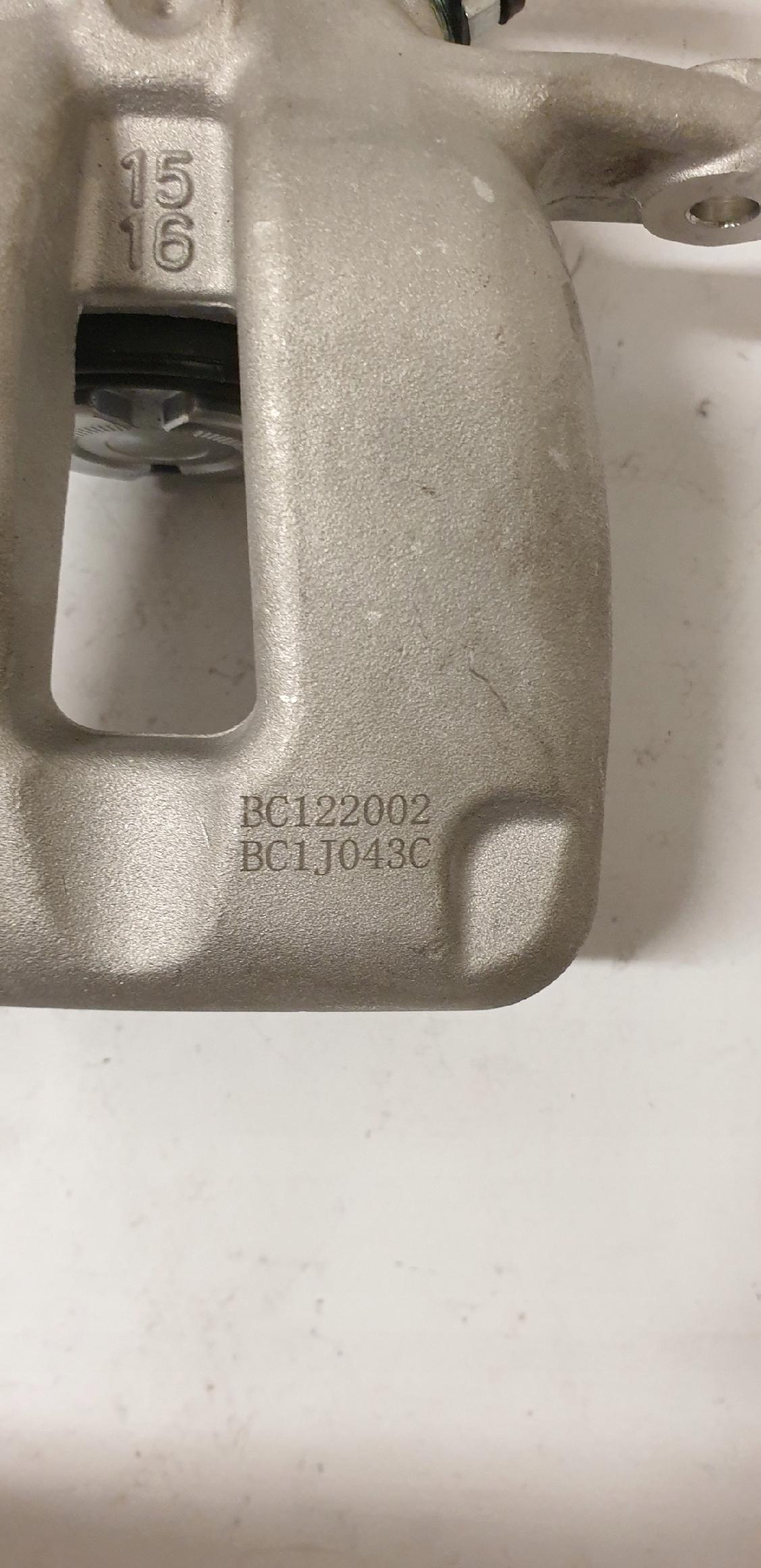 66246245_7.jpg