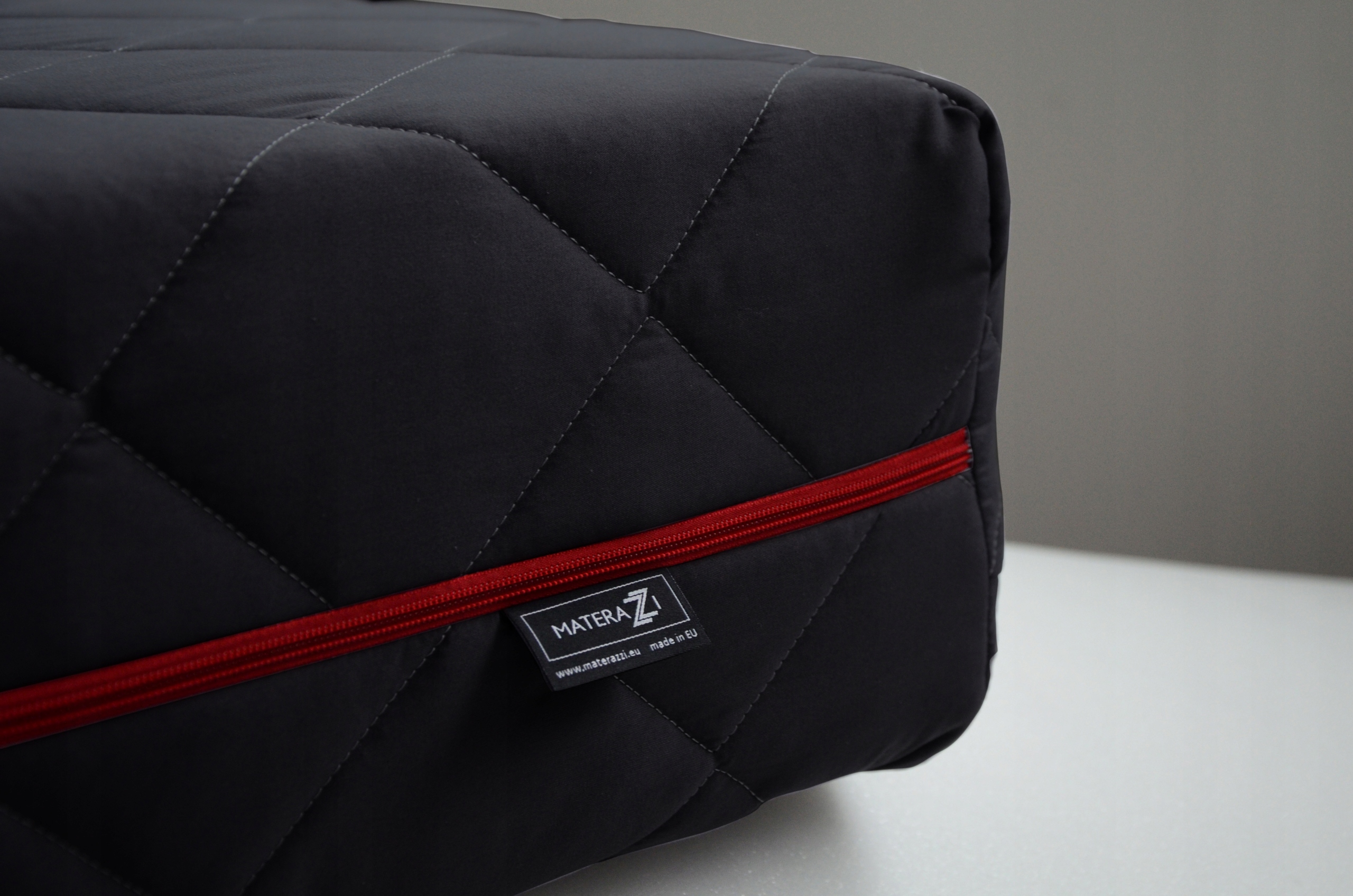 Materac BLACK 120x200 POCKET KOKOS MASUJĄCY 24cm